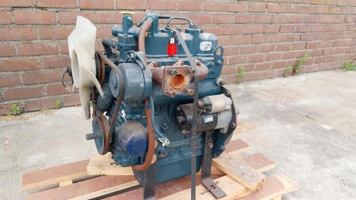 Kubota D722 3 cilinder engine, Zakelijke goederen, Machines en Bouw | Onderdelen