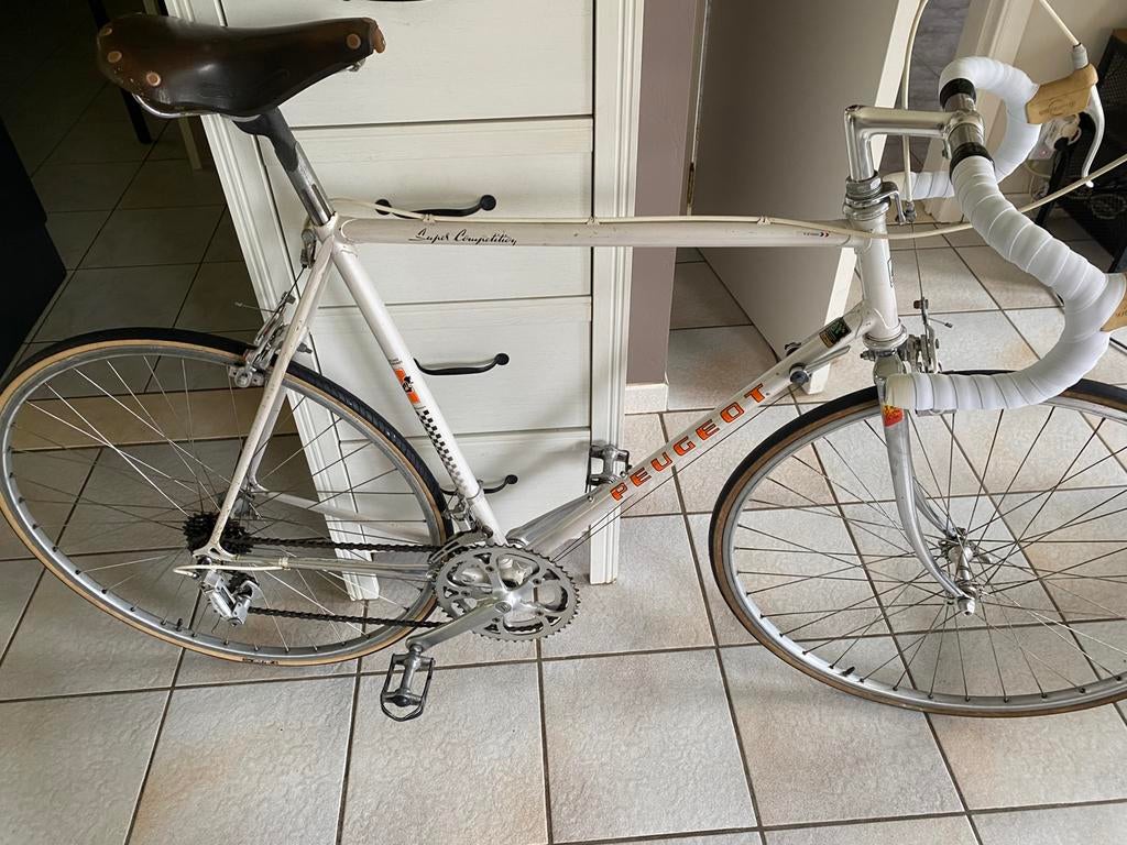 Vélo De Route Peugeot Vintage – Cadre Reynolds 531 – 12 Vitesses – Marron – France