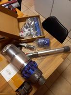 Dyson v10 absolute complet support mural brosse motorisé led, Ophalen of Verzenden, Zo goed als nieuw, Reservoir, Stofzuiger