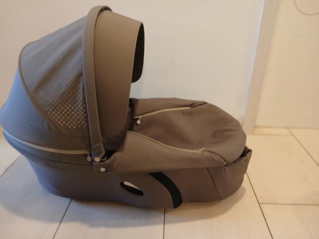 Reiswieg Stokke, Ophalen, Zo goed als nieuw