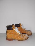 Custom made timberlands, Kleding | Dames, Schoenen, Geel, Lage of Enkellaarzen, Ophalen of Verzenden, Zo goed als nieuw