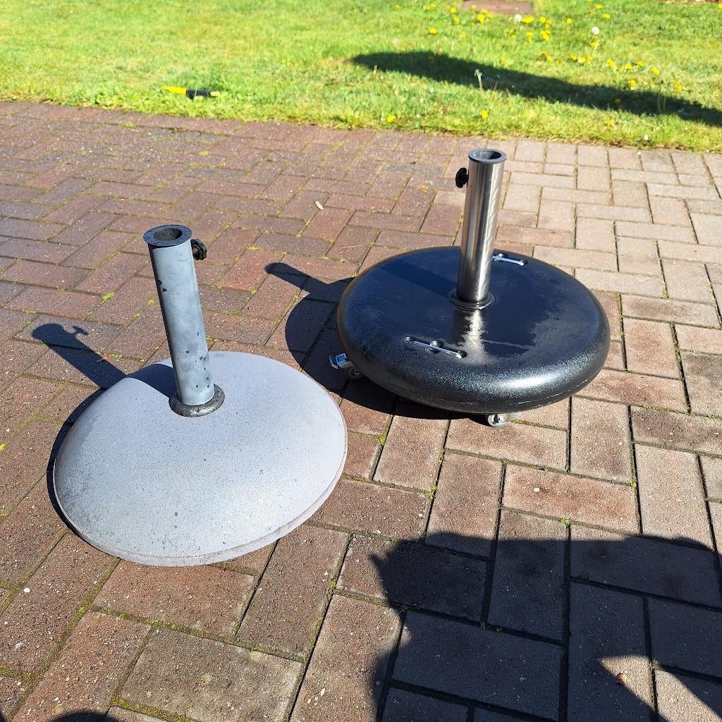 Parasolvoeten 2 stks, Tuin en Terras, Parasols, Ophalen, Gebruikt, Stokparasol