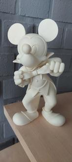 Mickey Mouse 1997 Arnaldo Giannelli, Enlèvement