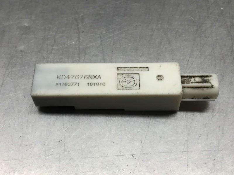 KEYLESS ACCESS ANTENNE Mazda CX-5 II (KF) (|KD47676NXA|), Hitdorfer Straße 73
51371  Leverkusen, DE, Gebruikt, Mazda, Info@mazda.de