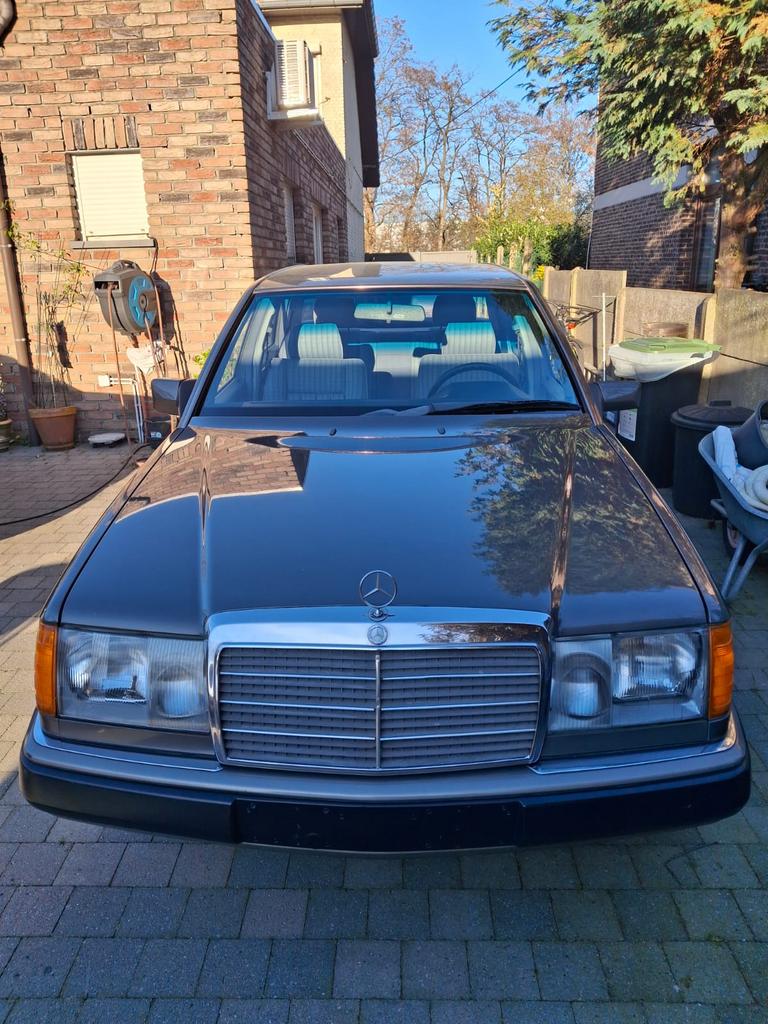 Mercedes 124 Te Koop, Auto's, Diesel, Particulier, Te koop, 200-Serie