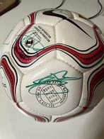 Bal getekend door de Rode Duivels van jaren terug, Ophalen of Verzenden, Nieuw, Overige typen