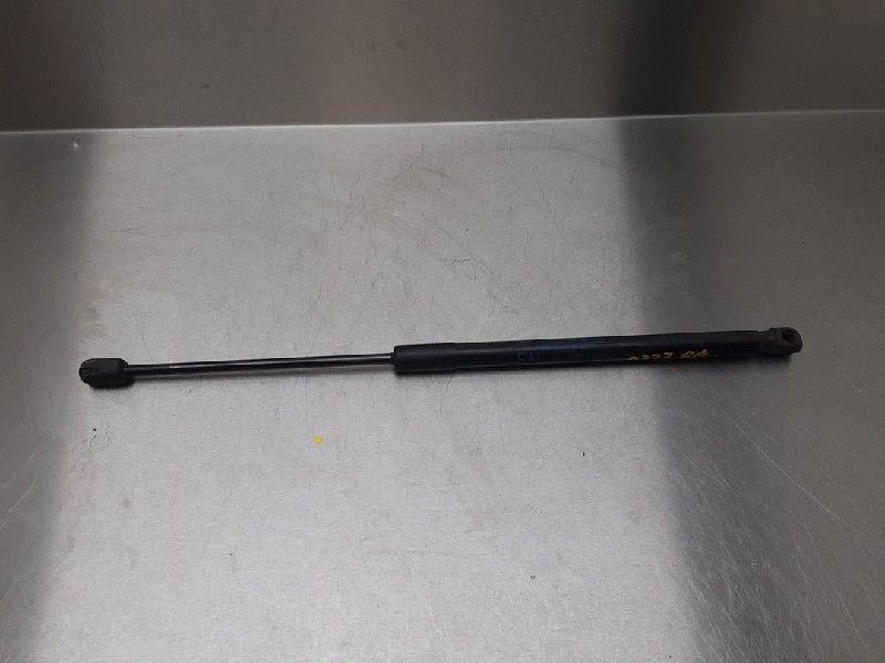 GASDRUKVEER RECHTS ACHTER Kia Venga (|817801P000|), Info@kia.de, Theodor-Heuss-Allee 11
60486  Frankfurt am Main, DE, Kia Deutschland GmbH