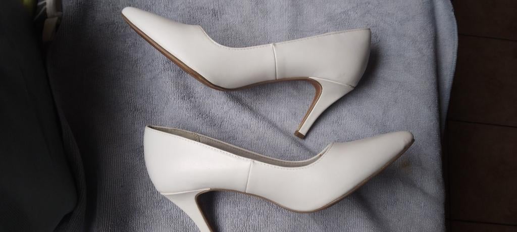 Escarpins blancs, Vêtements | Femmes, Chaussures