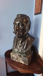 Jules Lagae (1862-1931).
Een antieke, gepatineerde bronzen, Enlèvement