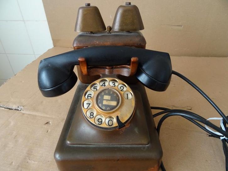 Antieke telefoon of vintage koperen telefoon telefoontoestel, Antiek en Kunst, Curiosa en Brocante, Ophalen of Verzenden