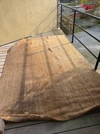 Tapis de jute, Ophalen, Gebruikt
