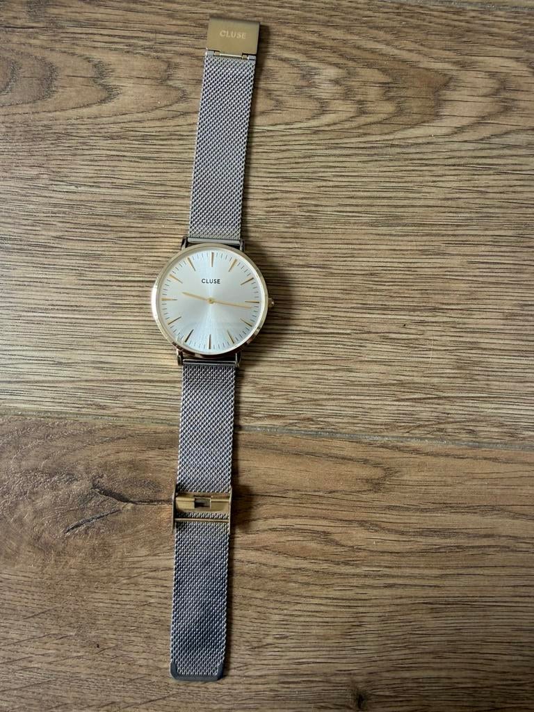 Cluse, Handtassen en Accessoires, Horloges | Dames, Polshorloge, Zo goed als nieuw, Goud, Goud