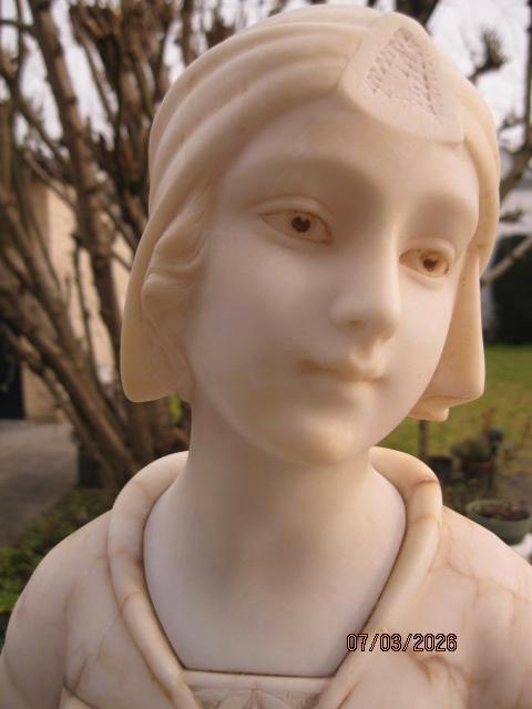 G.V.Vaerenbergh beeld plus sokkel ( marmer ), Antiek en Kunst, Kunst | Beelden en Houtsnijwerken, Ophalen