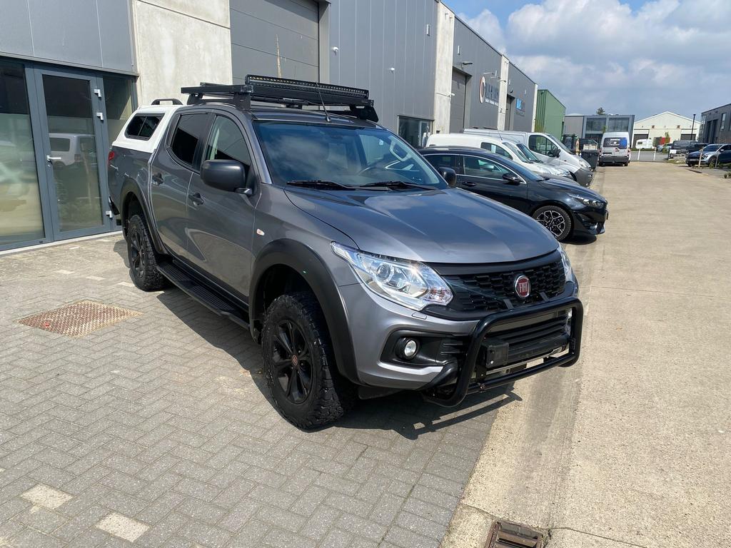 Fiat FullBack 4x4 2.4d 83.952km - FULL - Lichte vracht | BTW, Auto's, Automaat, 4 cilinders, Parkeersensor, Leder