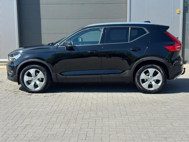 Volvo XC40 benzine automaat 163pk, 4 cilinders, Leder en Stof, Zwart, 120 kW