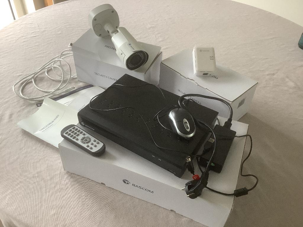 Camera de surveillance Bascom, TV, Hi-fi & Vidéo, Enlèvement, Neuf, Caméra extérieure