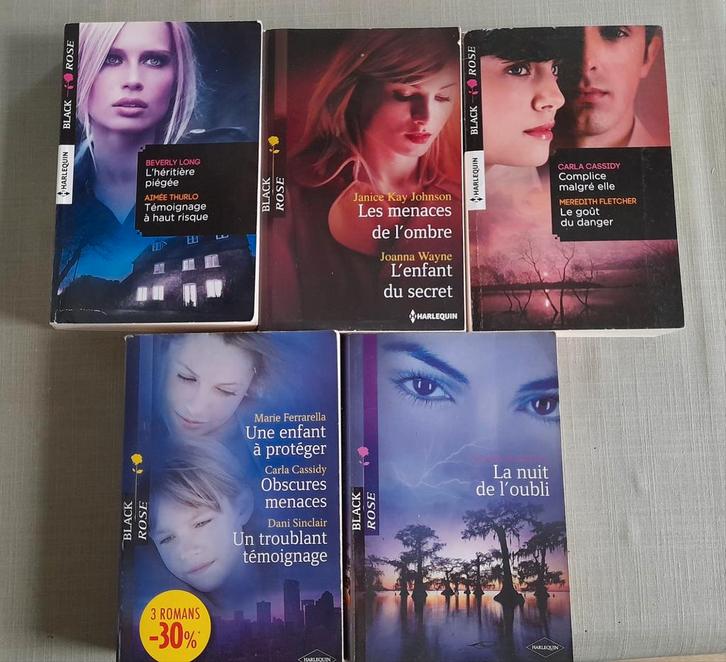 Lot de 5 Harlequin Série  Black Rose = 10 romans, Boeken, Thrillers, Zo goed als nieuw