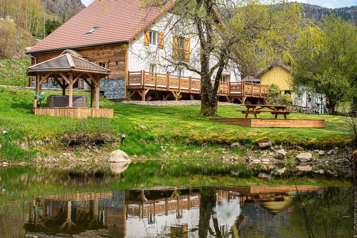 ST MAURICE SUR MOSELLE (HTES-VOSGES) - Huis 3 appartementen, Immo, Buitenland, Frankrijk, Woonhuis