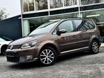 Volkswagen Touran 1.6 CR TDi Highline / NAVI / BLUET / PDC /, Auto's, 121 g/km, Euro 5, Zwart, 4 cilinders