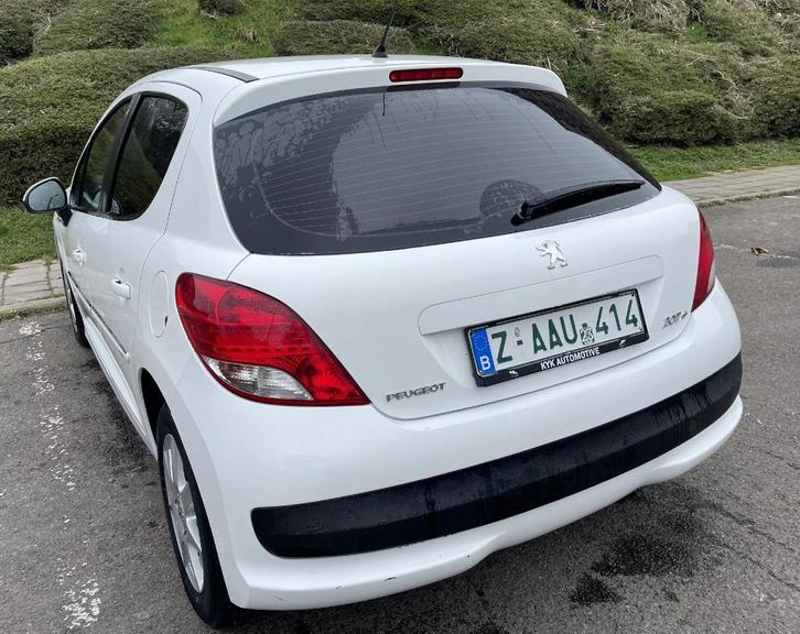PEUGEOT 207+ 1.4 HDI 09/2013 EURO 5B Klaar om te registreren, Auto's, Peugeot, Bedrijf, Te koop, ABS, Airbags, Airconditioning