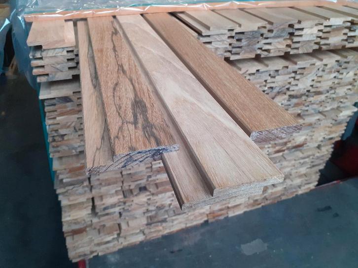 Bardage en bois dur 18 mm - 3 longueurs 4,05 €/m1, Jardin & Terrasse, Poteaux, Poutres & Planches, Neuf, Planches, 250 cm ou plus