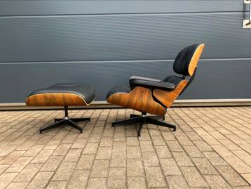 Herman Miller Eames Lounge chair + Poef, Santos Palissander 