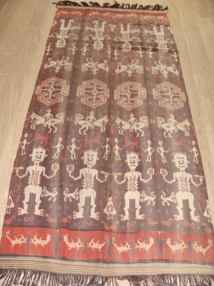 Oud Sumba Hinggi Ikat blanket - Vintage 1900 - Wandtapijt, Antiek en Kunst, Antiek | Tapijten, Tafelkleden en Textiel, Ophalen of Verzenden