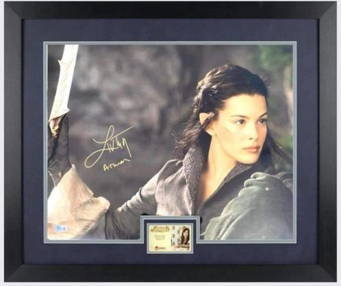 Lord of the rings 70x60 Photo Signed By Liv Tyler !!!, Verzamelen, Lord of the Rings, Nieuw, Ophalen