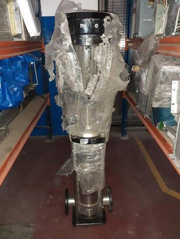 Pompe à eau centrifuge verticale