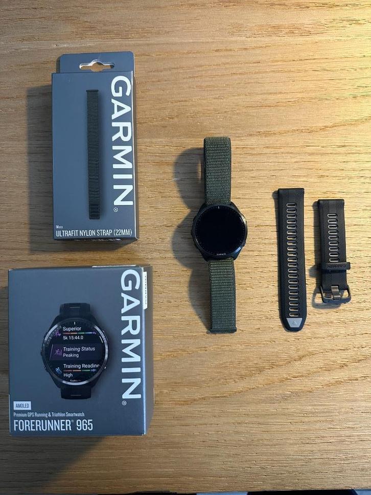 Garmin forerunner 965, Handtassen en Accessoires, Sporthorloges, Zo goed als nieuw, Zwart, Afstand, Calorieverbanding, Conditie