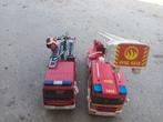 Set van 2 brandweerwagens, waaronder een Playmobil, Kinderen en Baby's, Speelgoed | Overig, Ophalen, Gebruikt