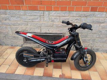 Oset 12.5 met opladertest naar believen  beschikbaar voor biedingen