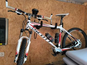 Mountainbike scott beschikbaar voor biedingen