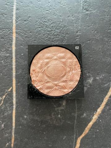 Dior forever glow luminizer long wear highlighter 02 beschikbaar voor biedingen