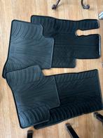 Mercedes GLC 220D rubbermat, Ophalen, Zo goed als nieuw