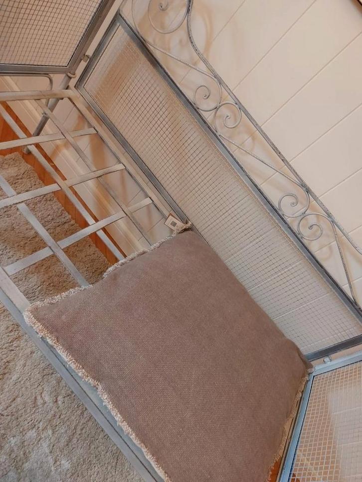 Metalen zit bank, Huis en Inrichting, Zetels | Zetels en Chaises Longues, Zo goed als nieuw, Ophalen