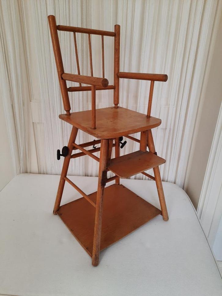 Antiek poppenstoeltje / hoog model, Antiek en Kunst, Antiek | Meubels | Stoelen en Sofa's, Ophalen