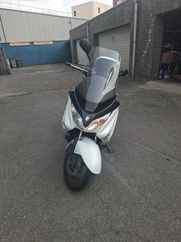 Suzuki burgman 125cc 2017, Particulier, Scooter