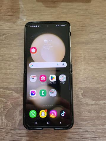 Samsung Galaxy Z Flip 5  256GB, Telecommunicatie, Mobiele telefoons | Samsung, 256 GB, Ophalen of Verzenden, Zo goed als nieuw