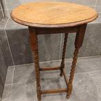 Leuke houten bijzettafel, Ophalen