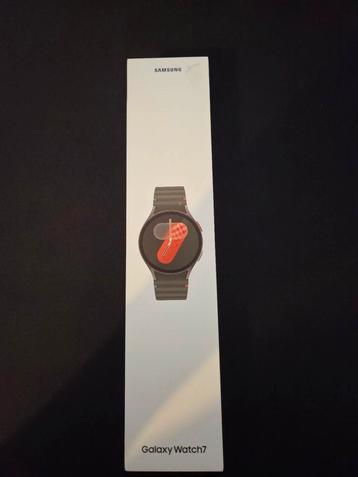 Galaxy Watch 7 - 40 mm  Zo goed als nieuw beschikbaar voor biedingen