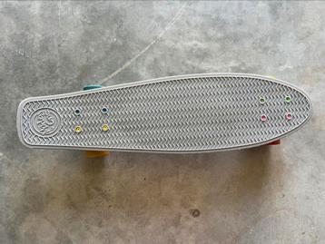 Pennyboard in zeer goede staat beschikbaar voor biedingen