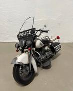 Moto de police Harley Davidson vintage - Métal, 1:5 à 1:8, Moteur, Utilisé, Envoi