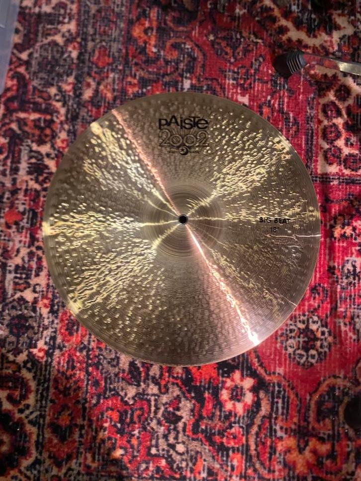Paiste big beat 18 inch crash, Musique & Instruments, Batteries & Percussions, Comme neuf, Enlèvement ou Envoi