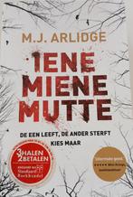 Thriller van M.J.Arlidge IENE MIENE MUTTE, Ophalen of Verzenden, Zo goed als nieuw, M.J. Arlidge, Europa overig