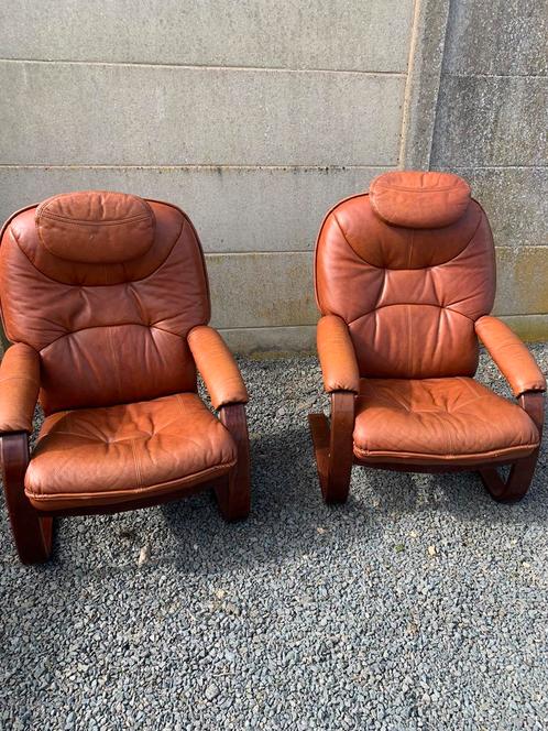 Belle paire de fauteuils en cuir 120 euros, Maison & Meubles, Fauteuils, Cuir