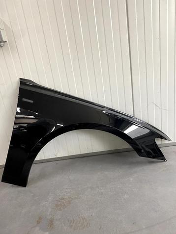 fender audi A6 4K0821106B beschikbaar voor biedingen