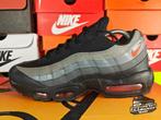 Nike Air Max 95 'Anthracite/Picante Red' EU42,5 2022, Sneakers, Gedragen, Ophalen of Verzenden, Nike