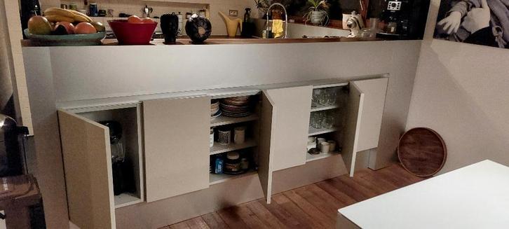 cuisine complète, Maison & Meubles, Cuisine | Cuisines complètes, Utilisé, Cuisine en U, Crème, Bois, Sans poignée, Enlèvement