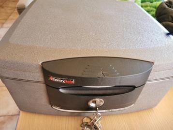 Fire safe brandveilige kist beschikbaar voor biedingen